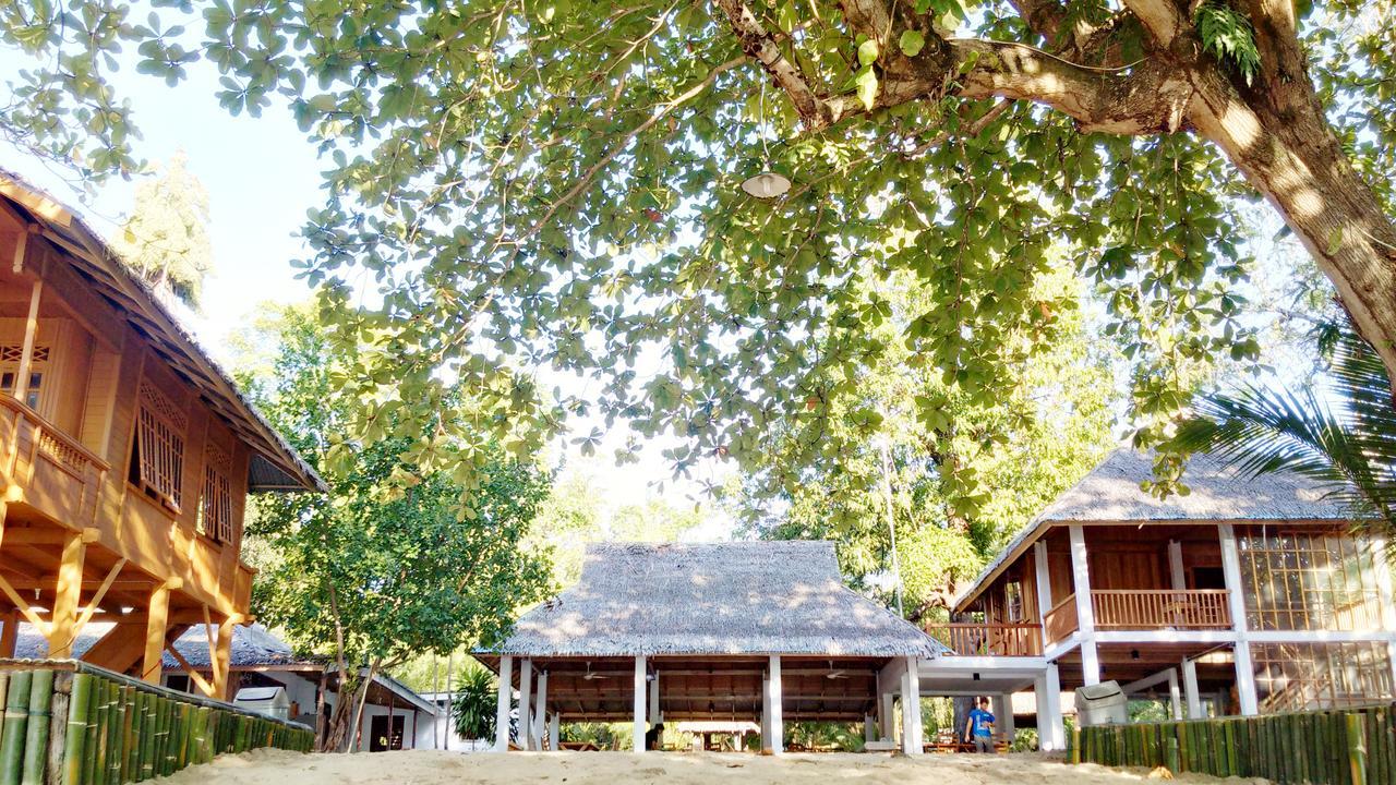 Jonaths Cottage Bunaken Exterior foto